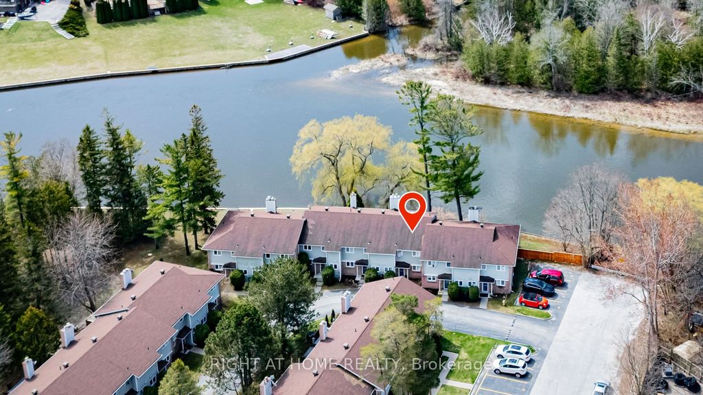 Photo of 39 28th Street S #17, Wasaga Beach, ON L9Z 2E4 (MLS # S13076970)