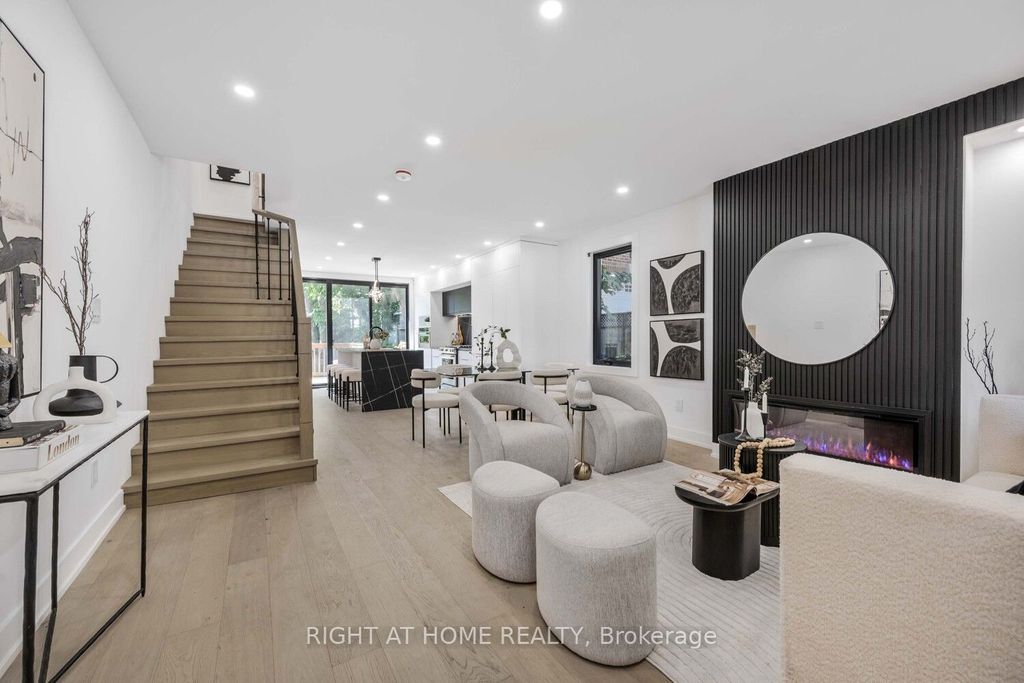 Photo of 324 Lee Avenue, Toronto, ON M4E 2P8 (MLS # E12408303)