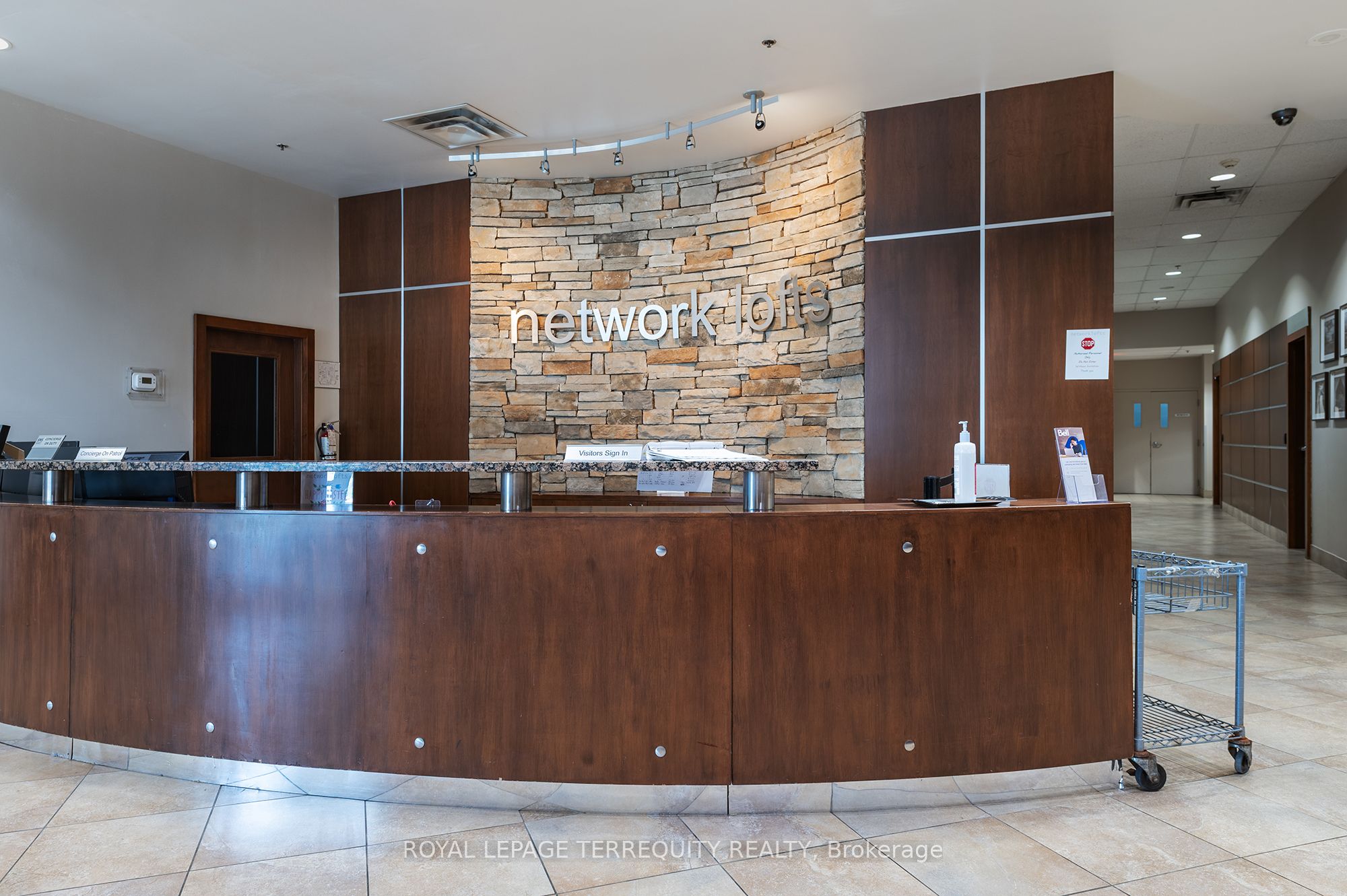 2 Fieldway Road 707
