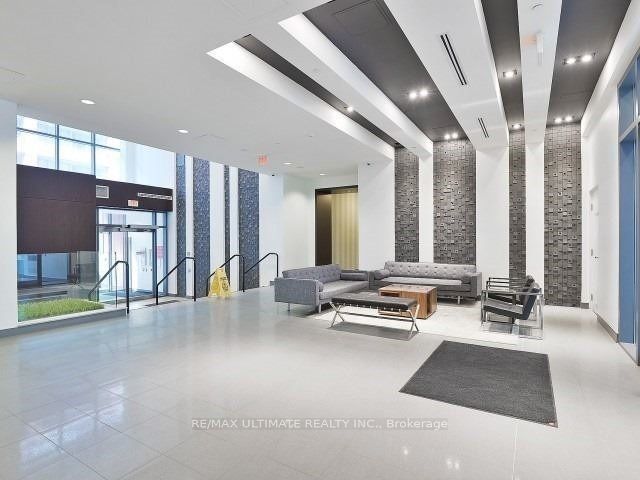 20 Bruyeres Mews 302