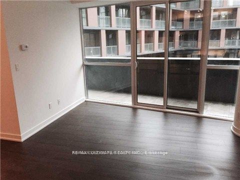 20 Bruyeres Mews 302