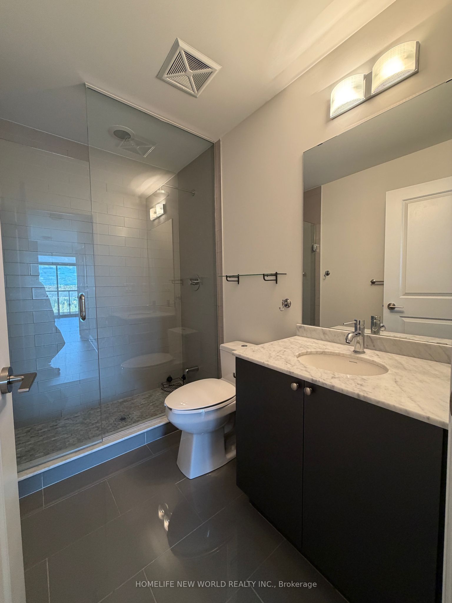 25 Fontenay Court 801