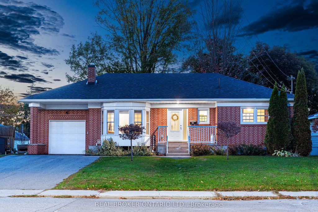 Photo of 12 Florence Street, Smiths Falls, ON K7A 4A3 (MLS # X12781810)