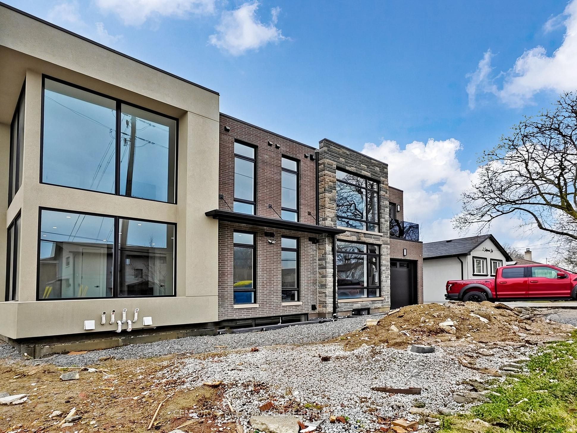 170 Dixon Road 3