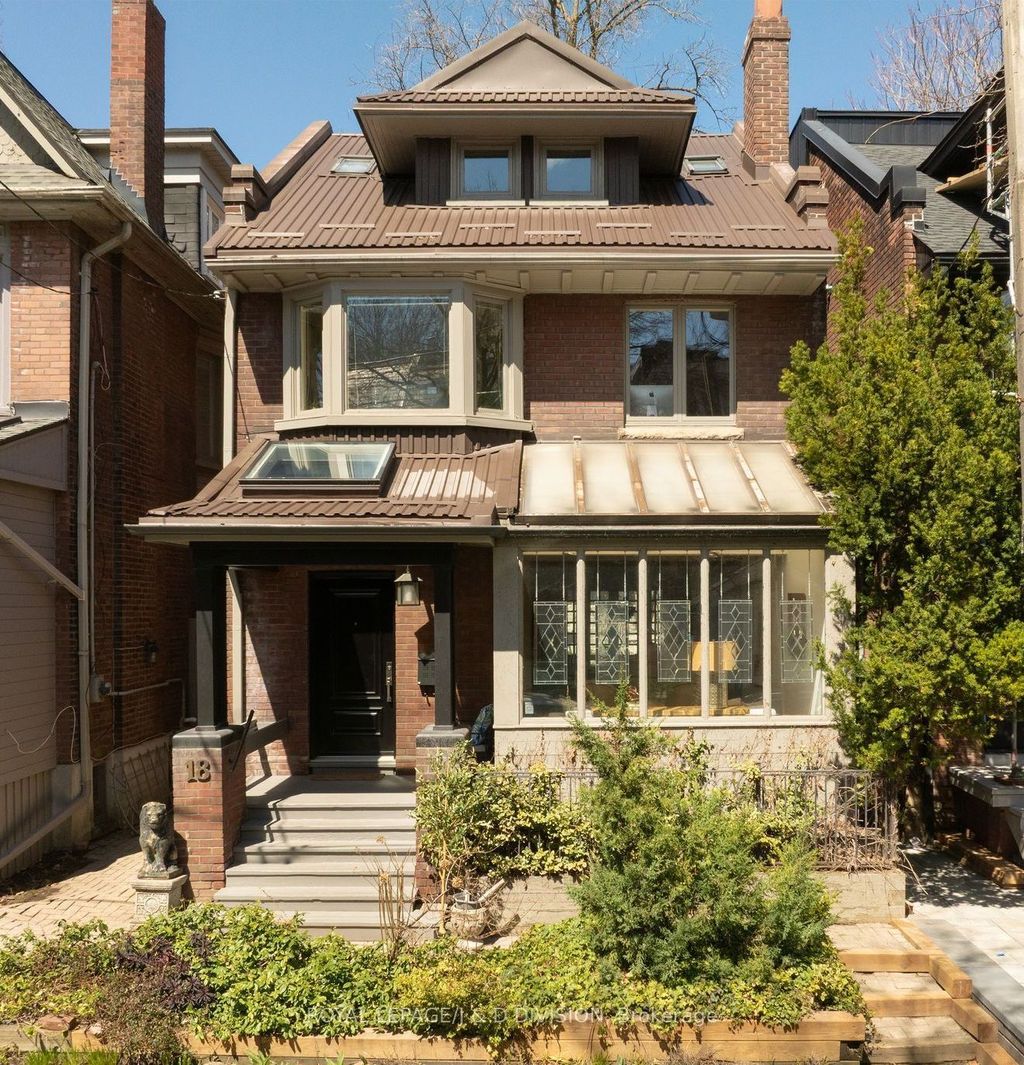 Photo of 18 Tranby Avenue, Toronto, ON M5R 1N5 (MLS # C12990882)
