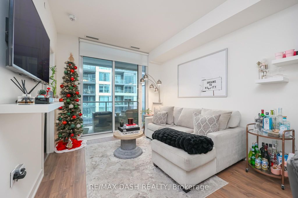 Photo of 576 Front Street W #1215E, Toronto, ON M5V 1C1 (MLS # C12607002)