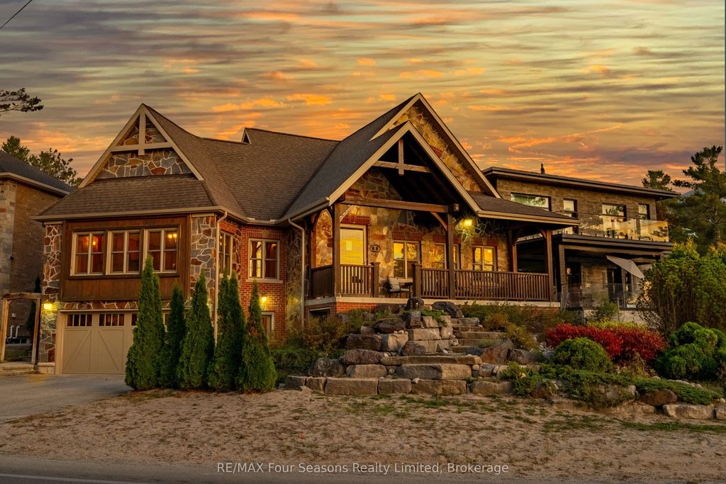 Photo of 805 Eastdale Drive, Wasaga Beach, ON L9Z 2R5 (MLS # S13075914)