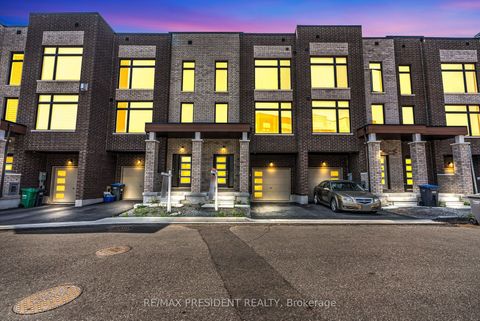 34 Queenpost Drive E Brampton ON L6Y 6L2