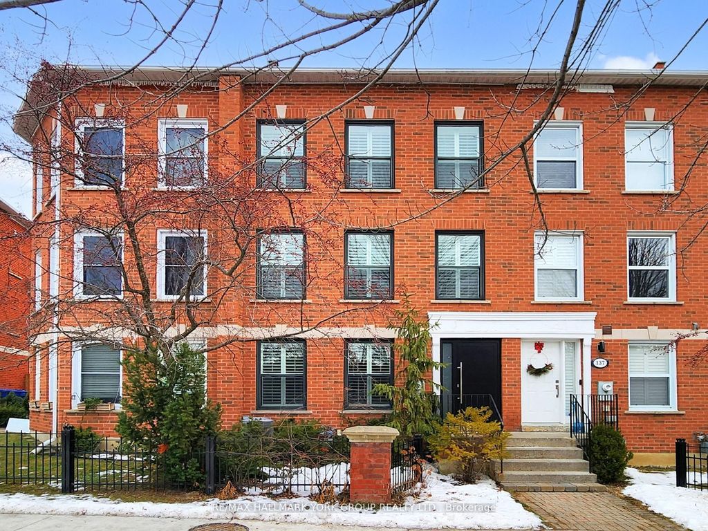 Photo of 139 John West Way W, Aurora, ON L4G 7E3 (MLS # N12750434)