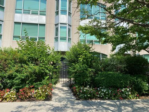 59 Mcmurrich Street Toronto ON M5R 3S6