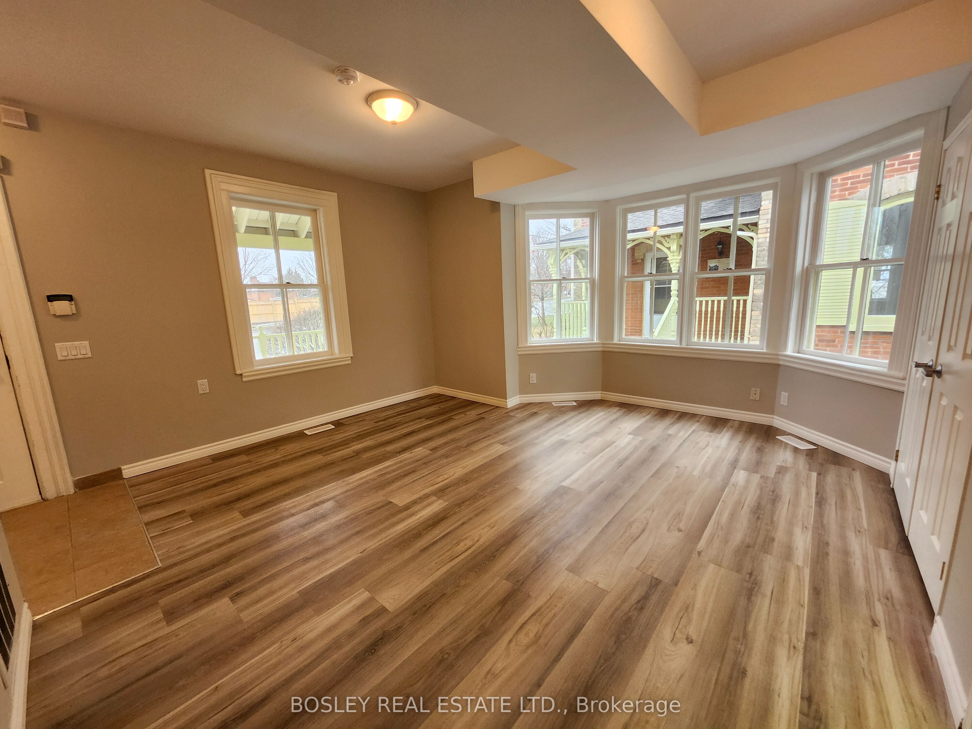 5958 16th Avenue Wood#Main