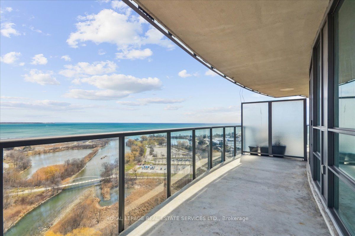 Toronto W06, ON M8V 0B2, Canada, 3 Bedrooms Bedrooms, ,2 BathroomsBathrooms,Residential,Active,106085