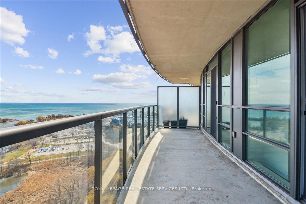 Toronto W06, ON M8V 0B2, Canada, 3 Bedrooms Bedrooms, ,2 BathroomsBathrooms,Residential,Active,106085