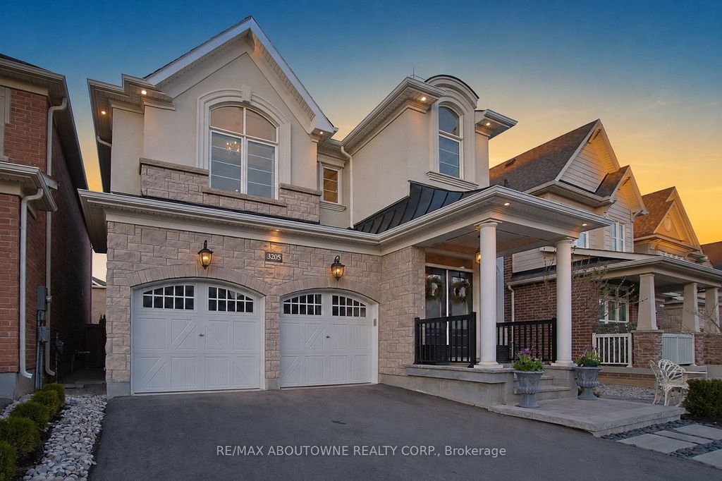 Photo of 3205 Violet Gardens, Oakville, ON L6M 1L5 (MLS # W13170818)