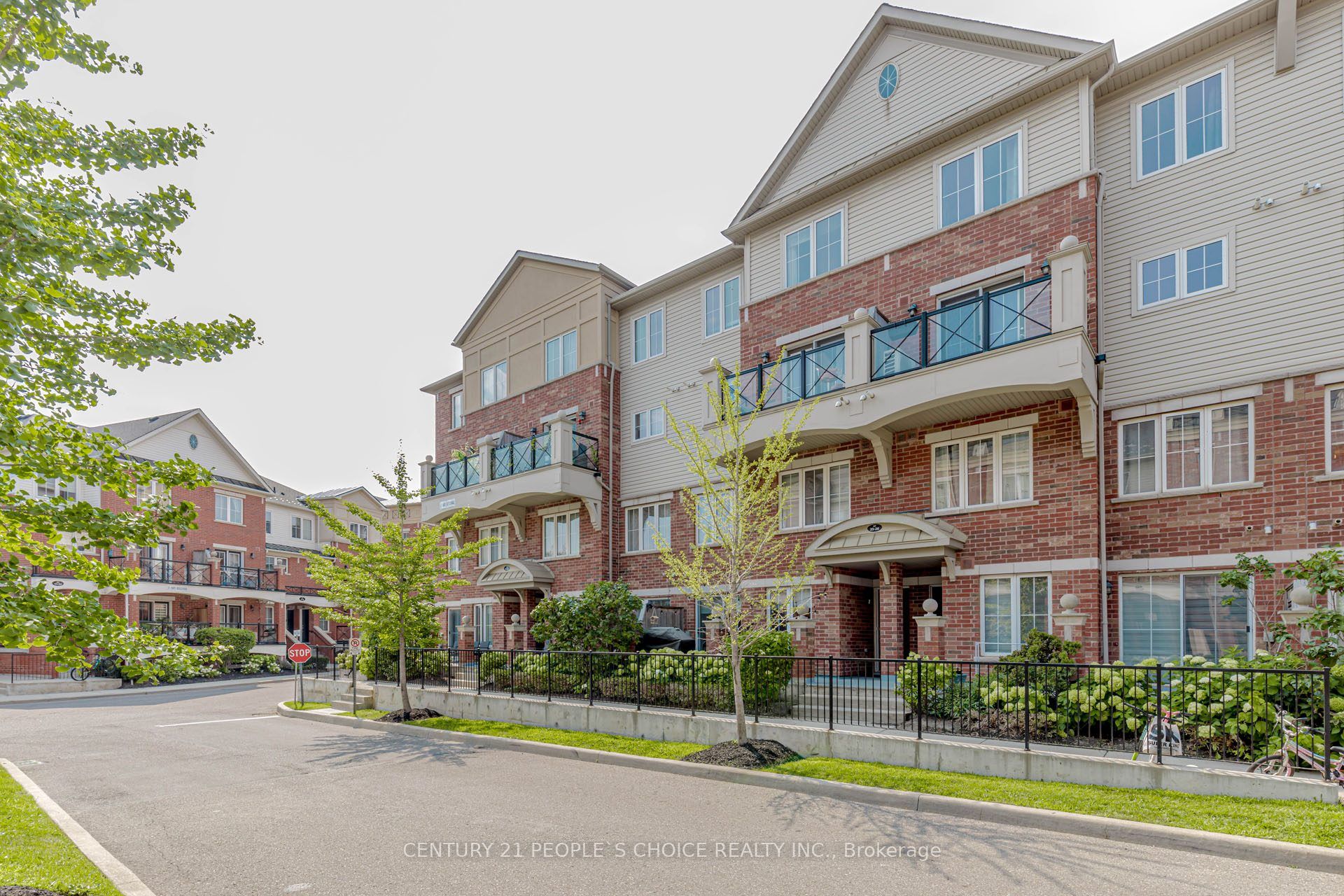 47 Hays Boulevard 25