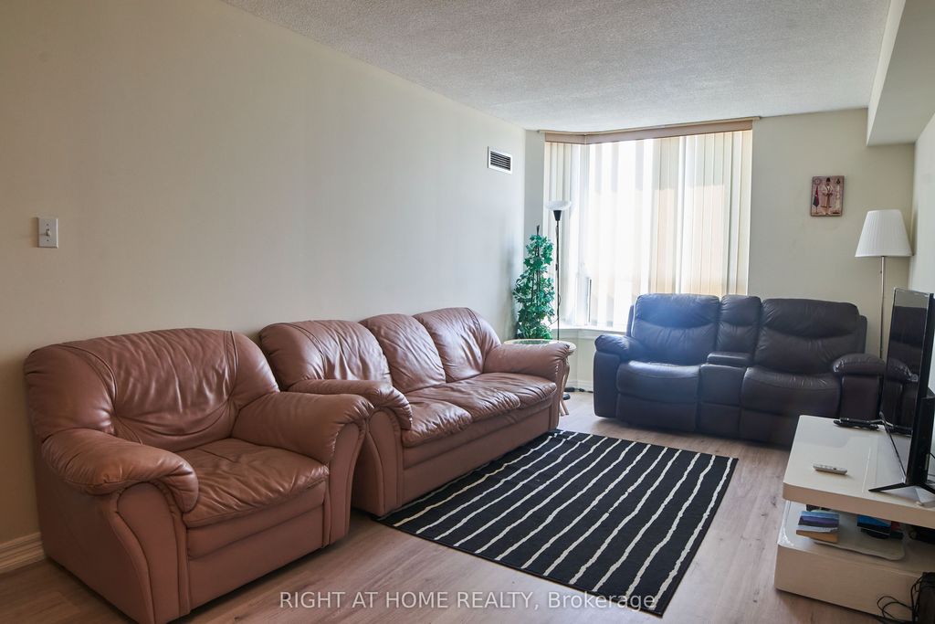 Photo of 1700 Eglinton Avenue E #609, Toronto, ON M4A 2X4 (MLS # C12998434)