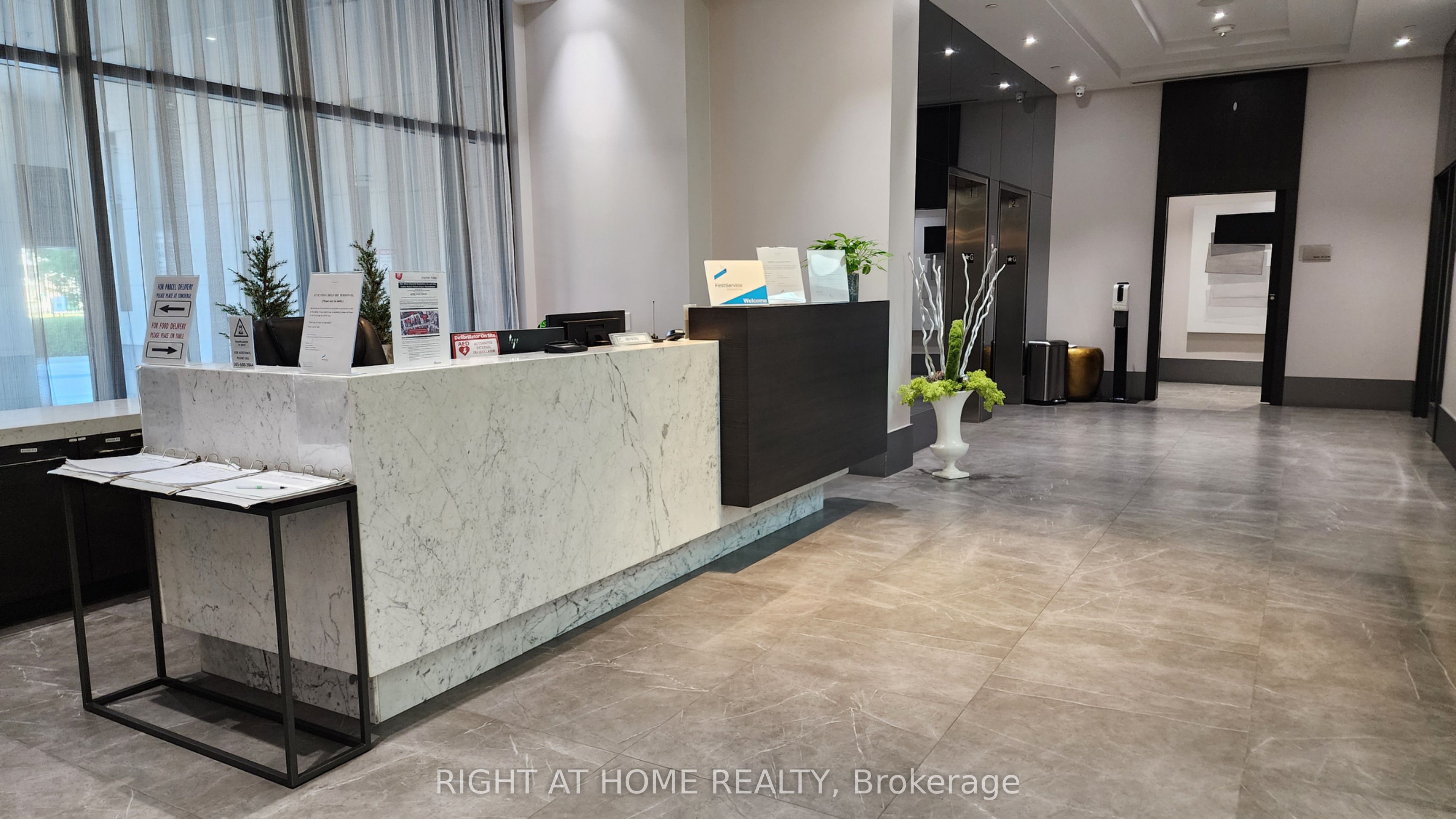 20 Fred Varley Drive 210