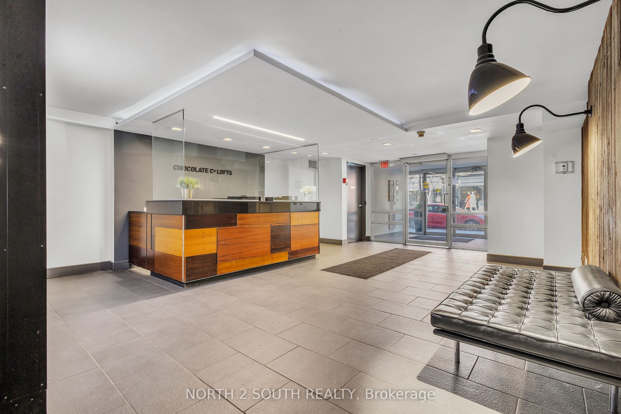 955 Queen Street W 202