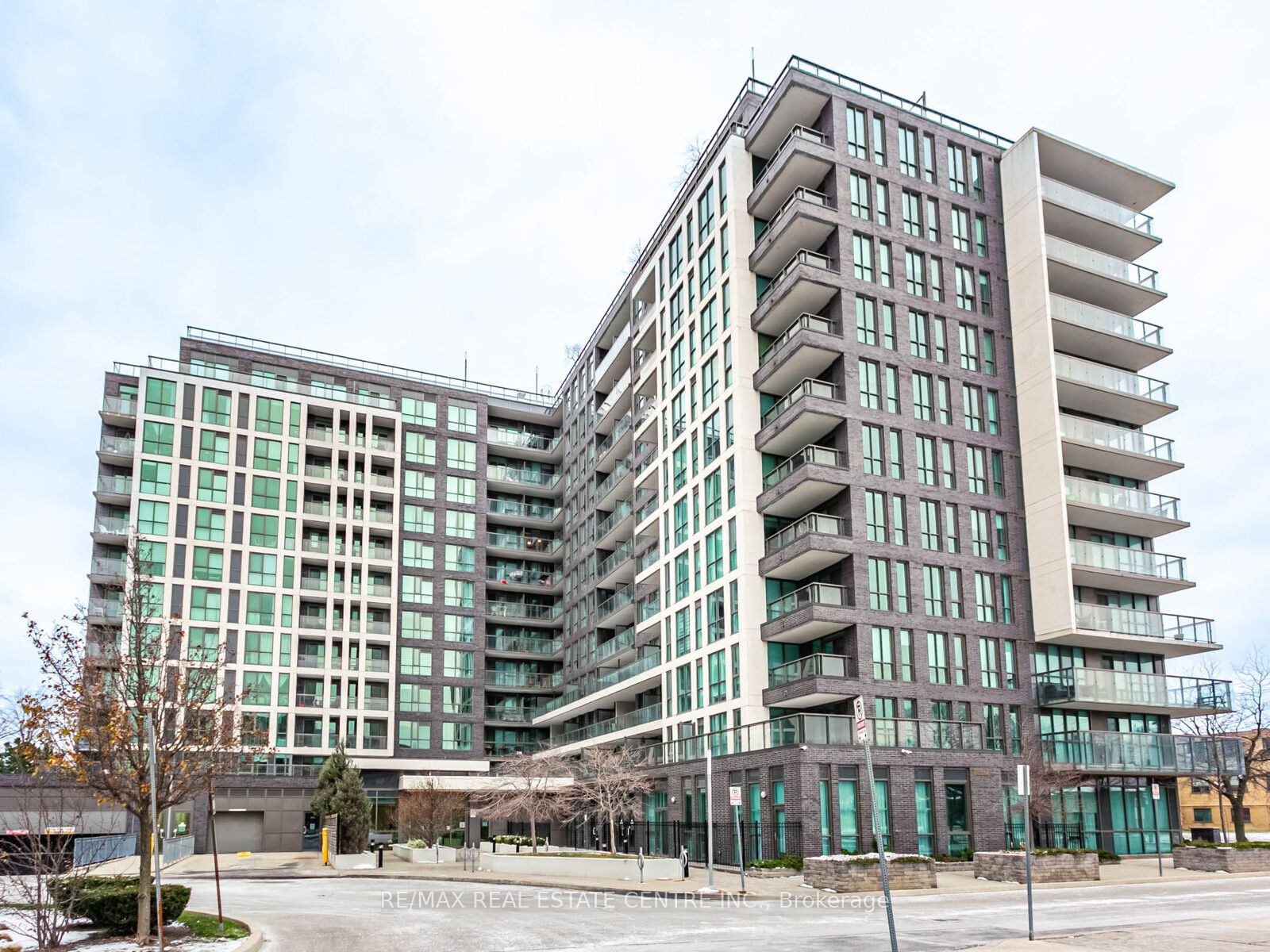 80 esther lorrie Drive 720