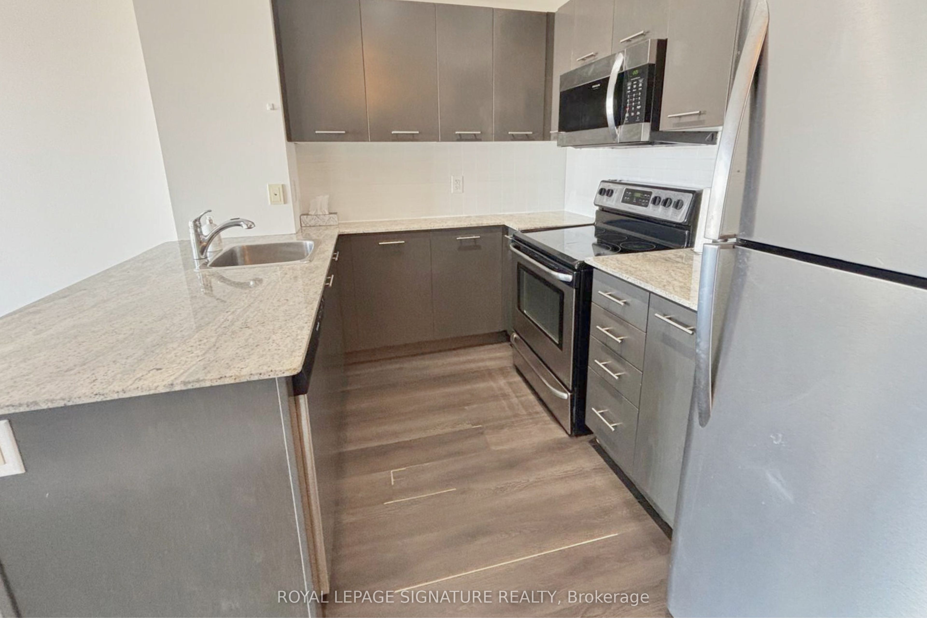 360 Square One Drive 2512