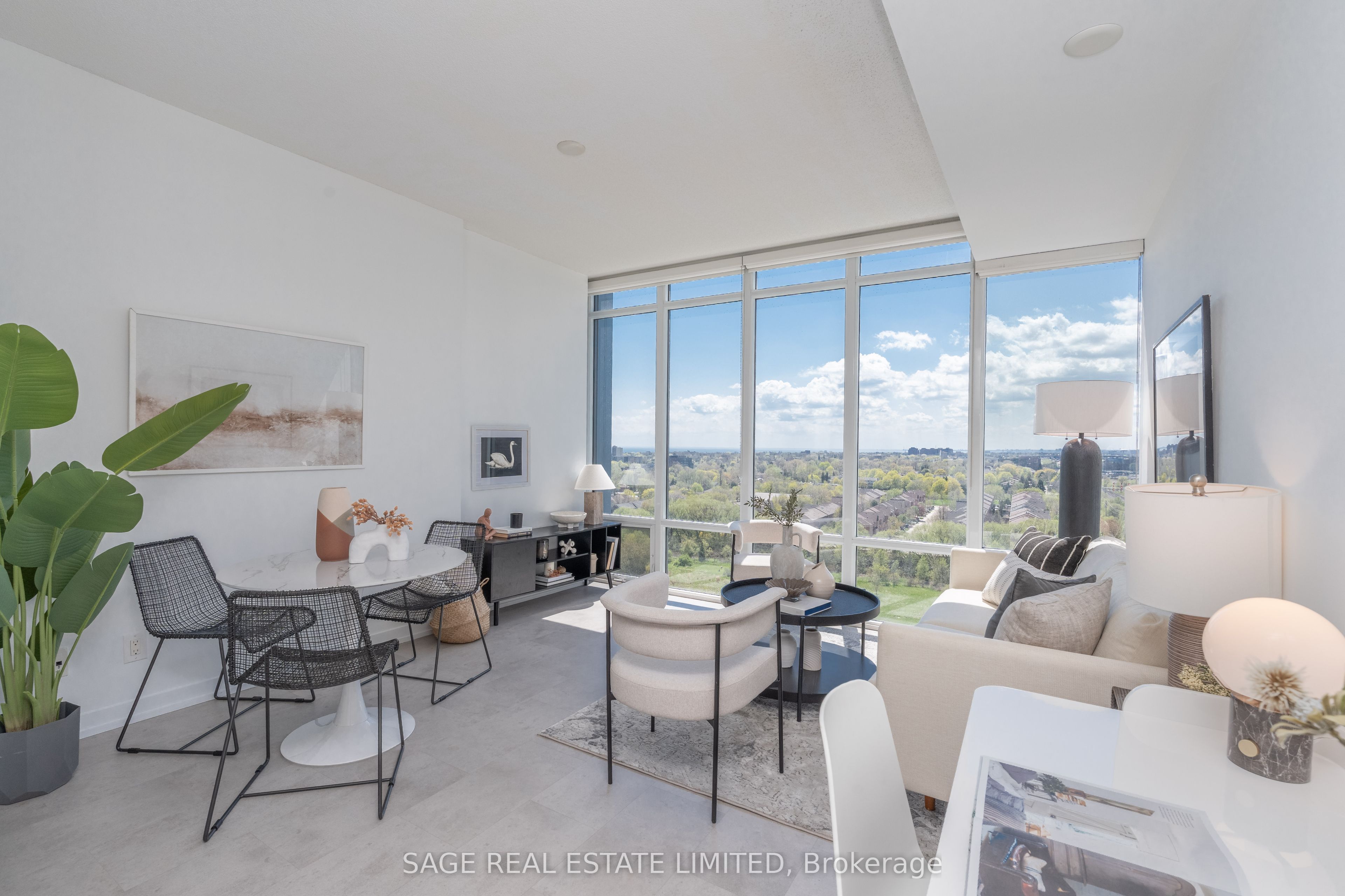 88 Park Lawn Road 1601