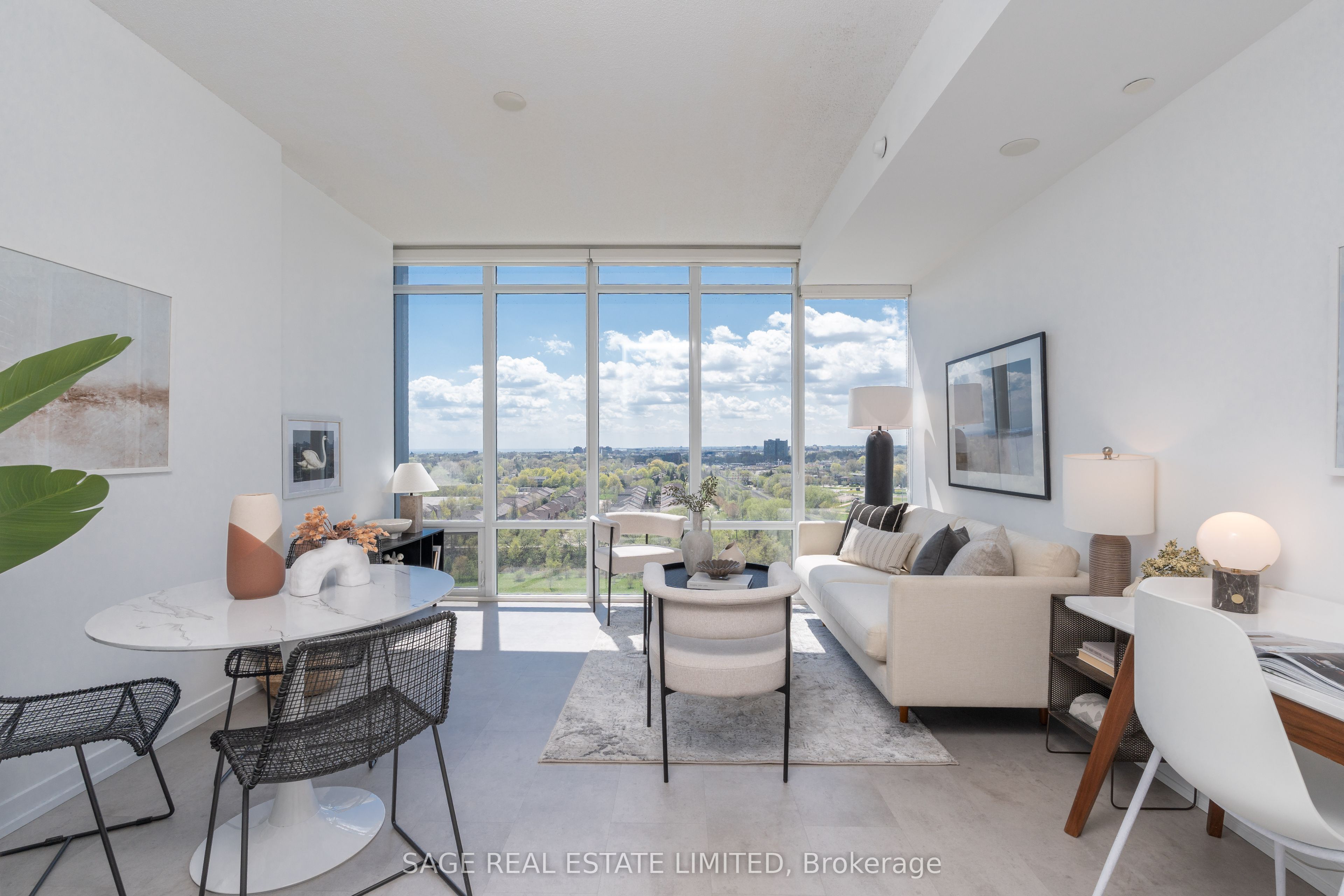 88 Park Lawn Road 1601