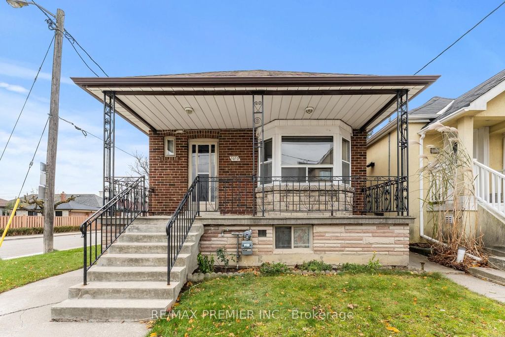 Photo of 1013 Briar Hill Avenue, Toronto, ON M6B 1M6 (MLS # W12812856)