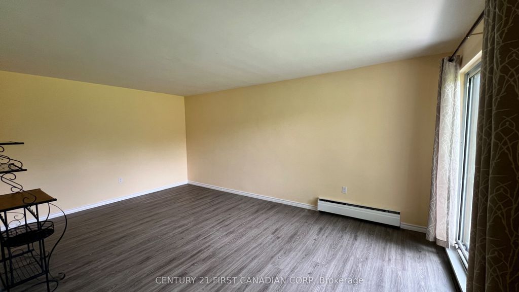 Photo of 1830 DUMONT Street #207, London East, ON N5W 2S1 (MLS # X13507546)