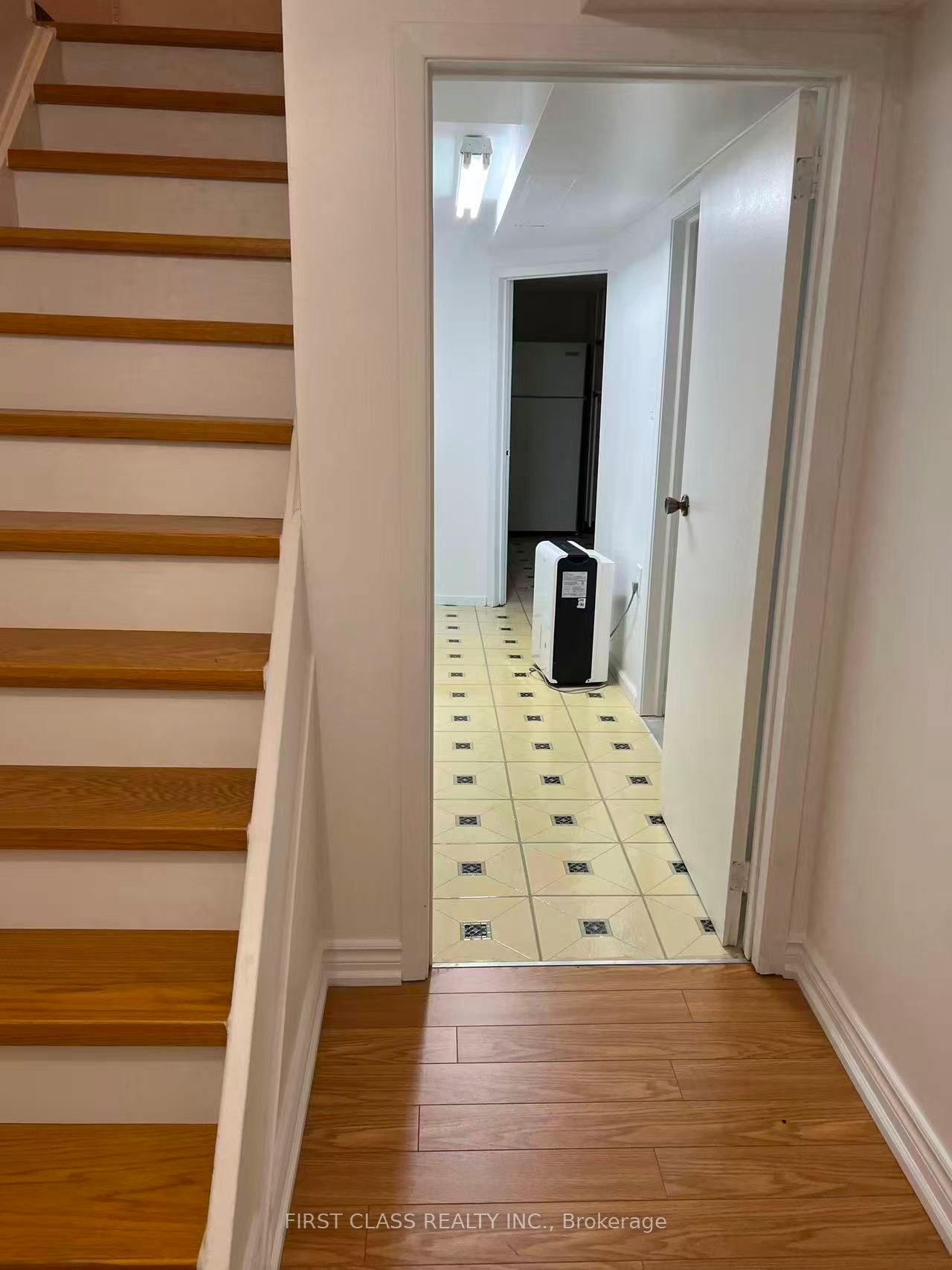 51 Chase Court Lower