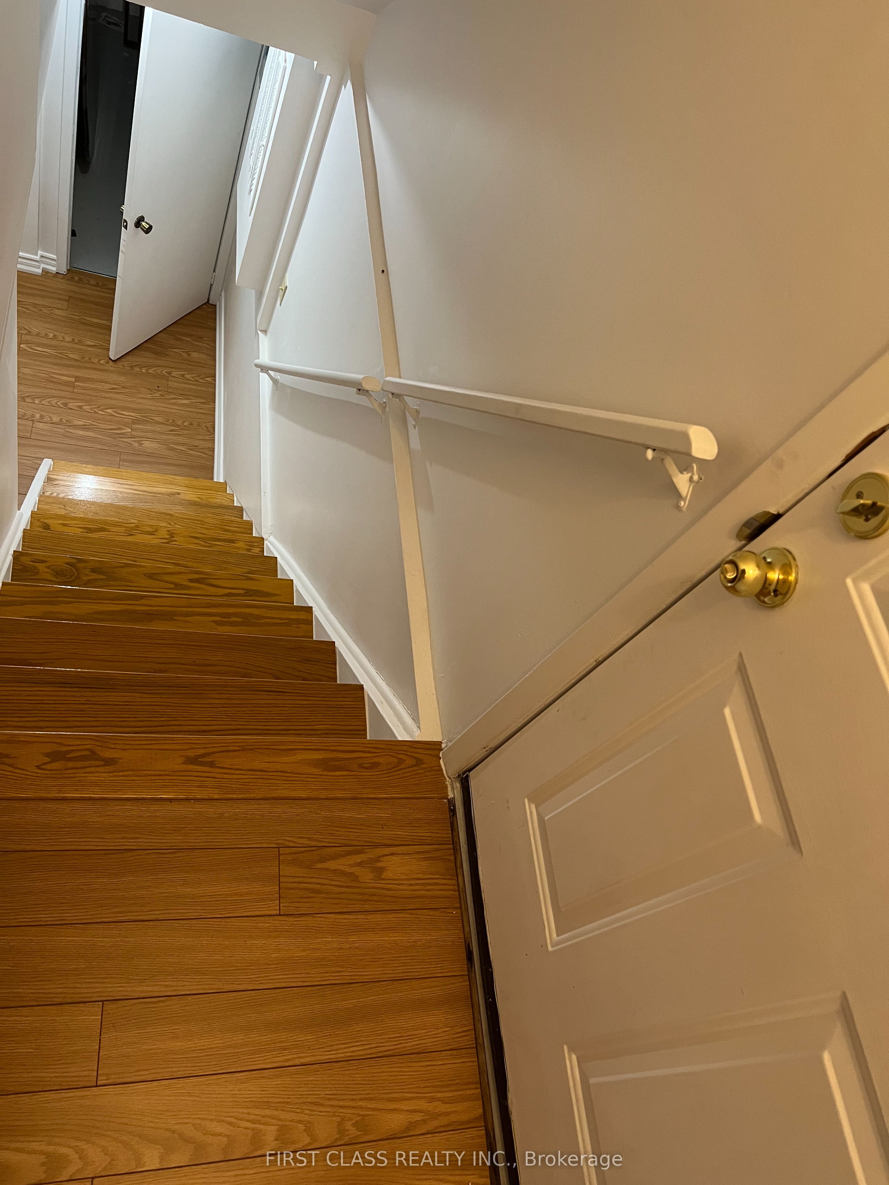 51 Chase Court Lower