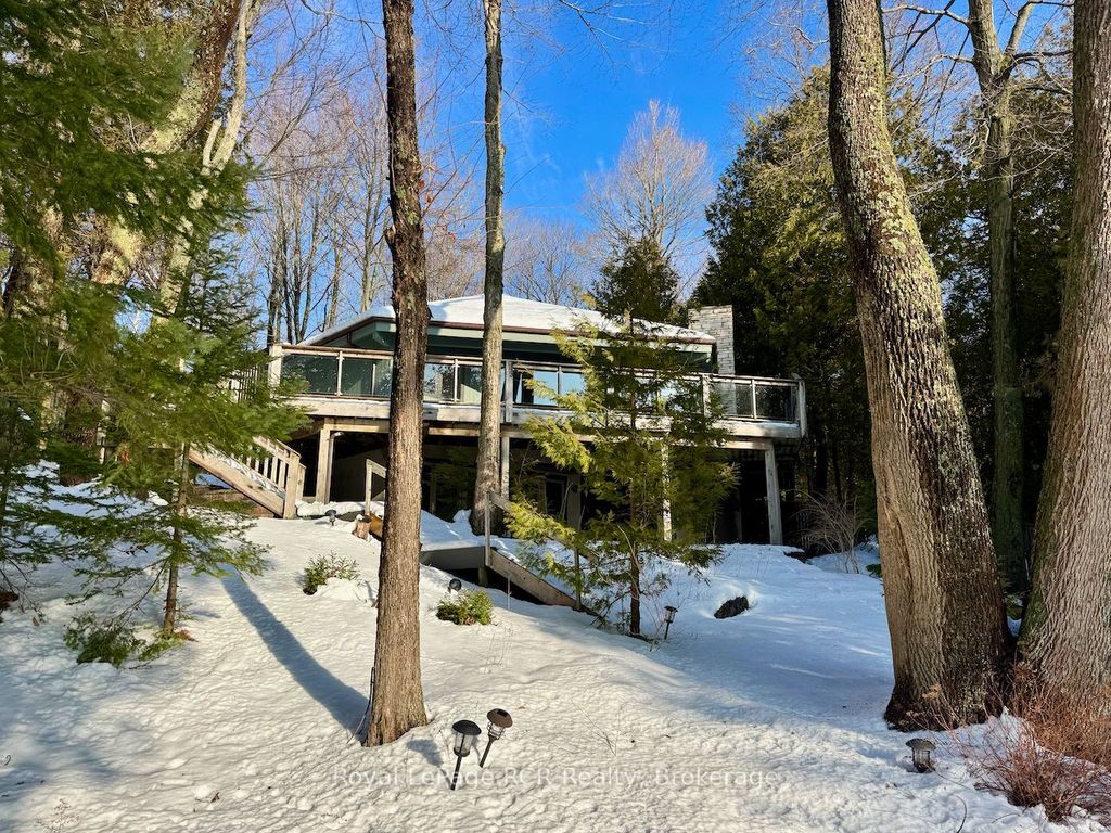 Photo of 15 Georgian Drive, Northern Bruce Peninsula, ON N0H 1W0 (MLS # X12974622)