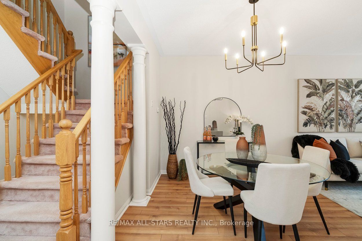 33 Christian Reesor Park Avenue