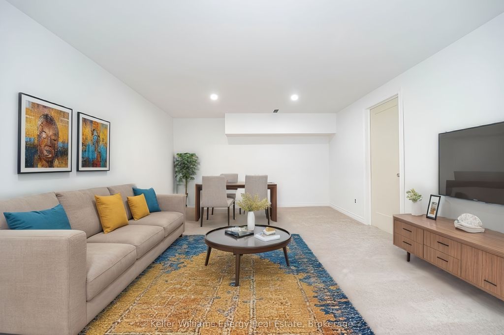 Photo of 1333 Mary Street N #39, Oshawa, ON L1G 6Z3 (MLS # E13595470)