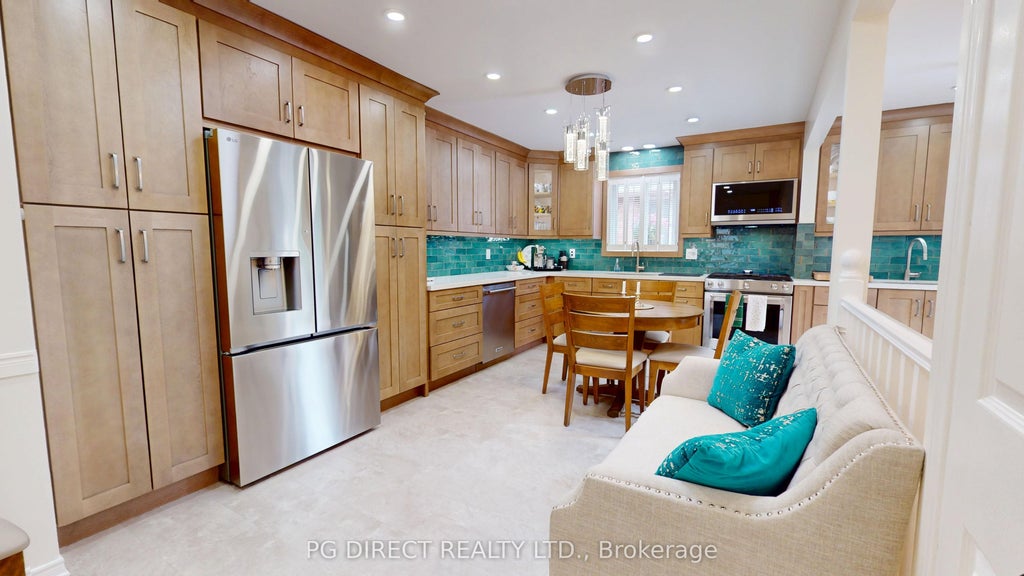 Photo of 514 Forestlawn Road, Waterloo, ON N2K 3X9 (MLS # X13598520)
