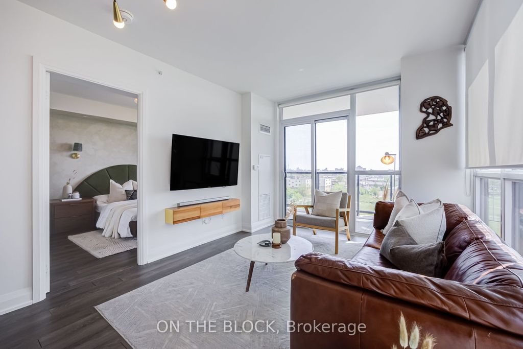 Photo of 1461 Lawrence Avenue W #810, Toronto, ON M6L 0A6 (MLS # W13154952)
