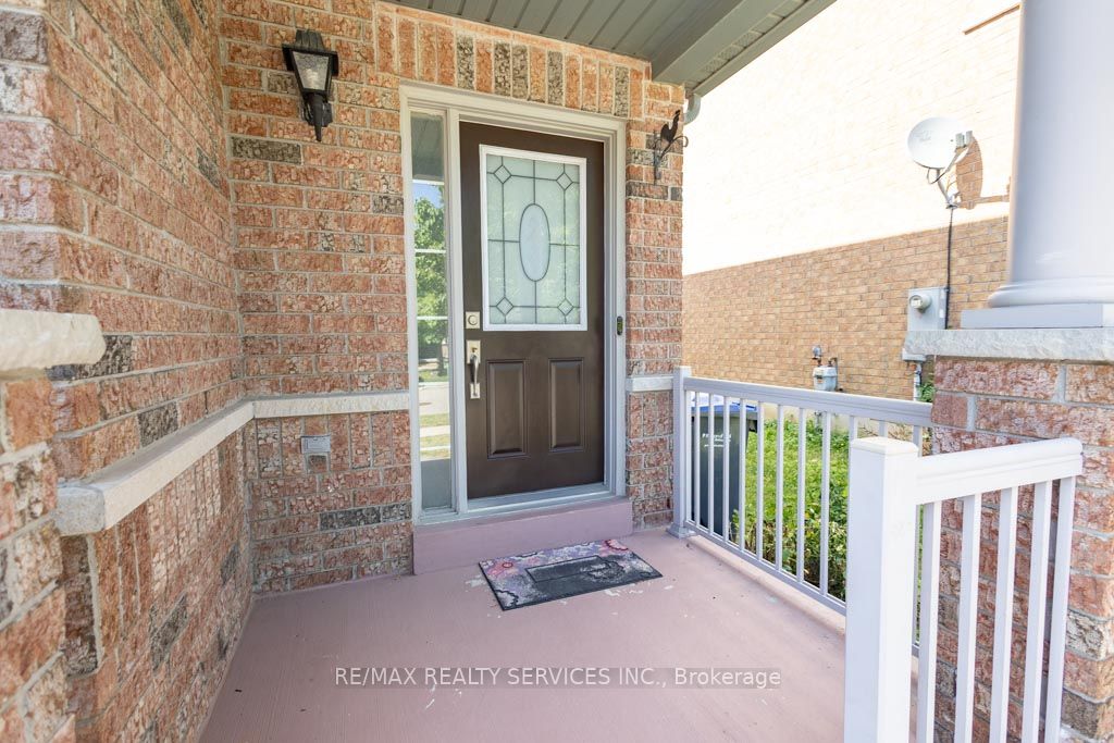 5279 Palmetto Place