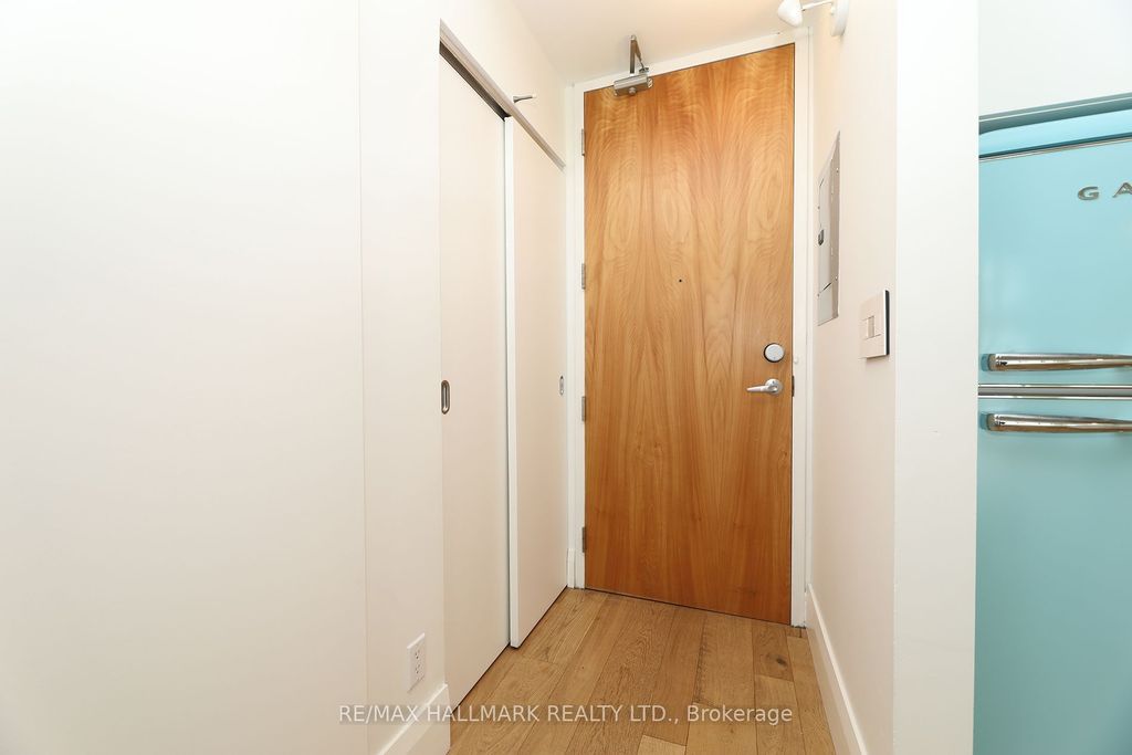 Photo of 301 Markham Street #402, Toronto, ON M6J 3X2 (MLS # C12898348)