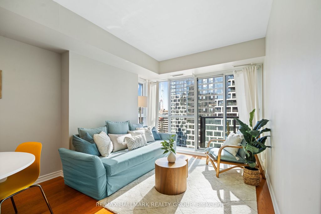 Photo of 445 Laurier Avenue W #2103, Ottawa Centre, ON K1R 0A2 (MLS # X13048070)