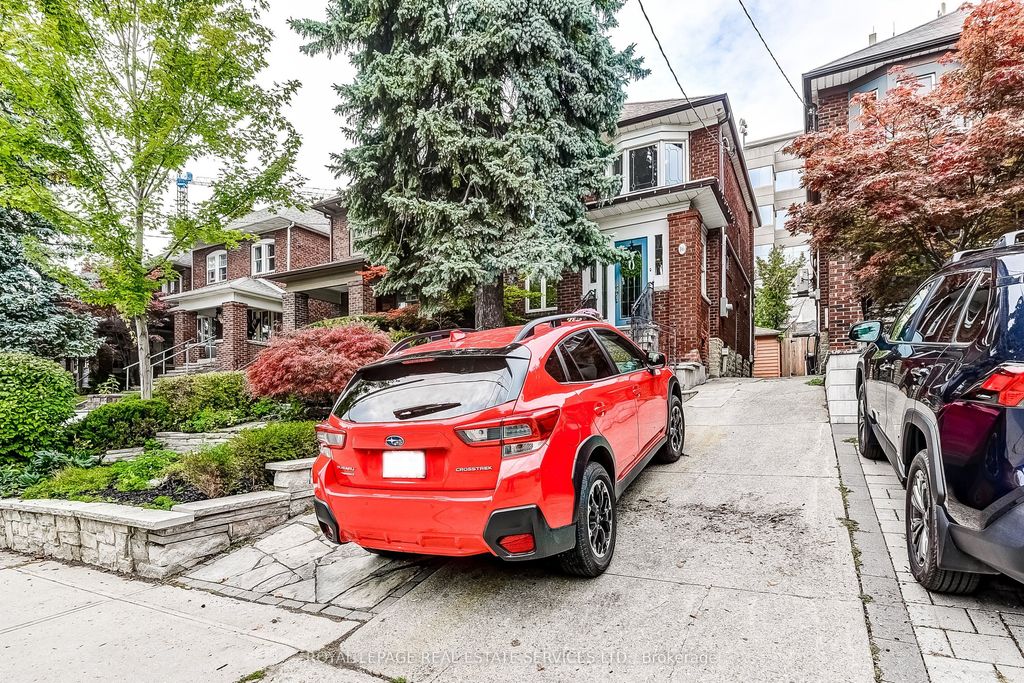 Photo of 16 Larkin Avenue, Toronto, ON M6S 1L8 (MLS # W12428092)