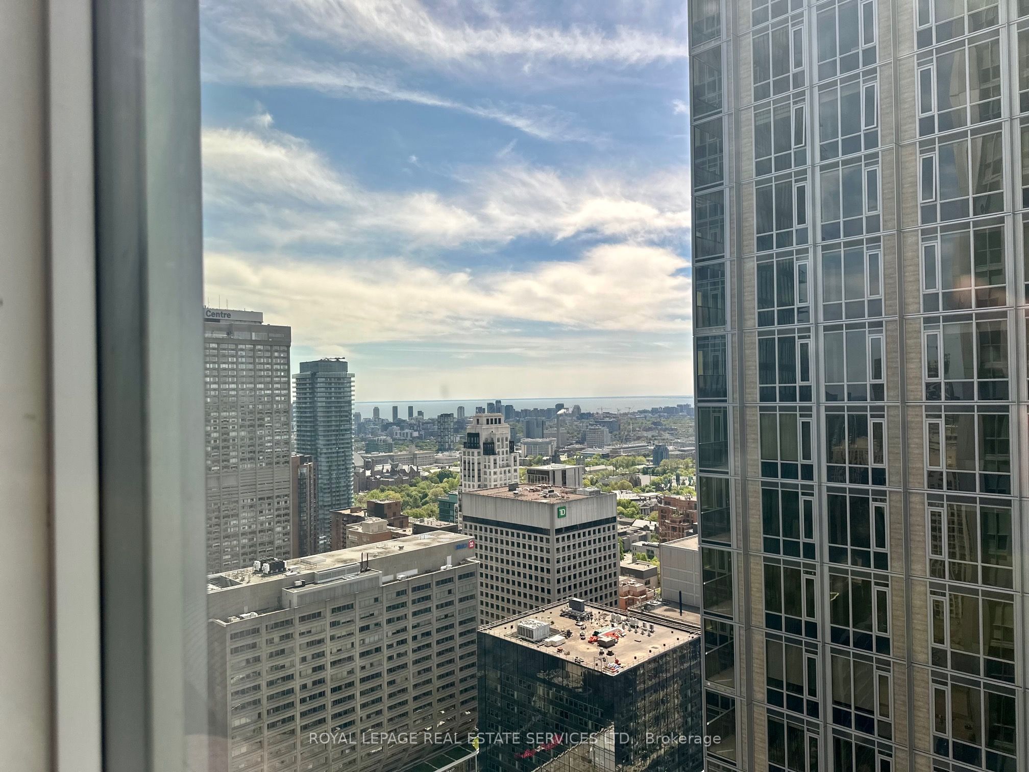 1 Yorkville Avenue 3903