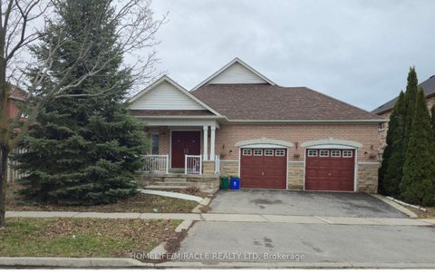 28 Rouge Bank Drive Markham ON L3S 4C7