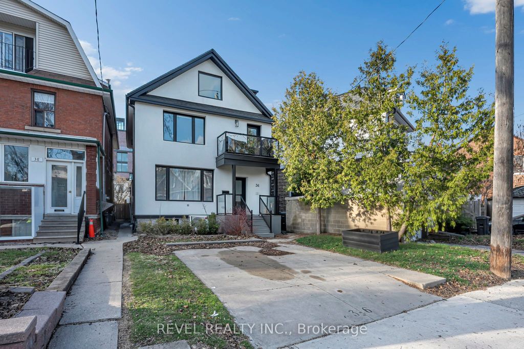 Photo of 36 Humberside Ave Avenue, Toronto, ON M6P 1J7 (MLS # W13026990)