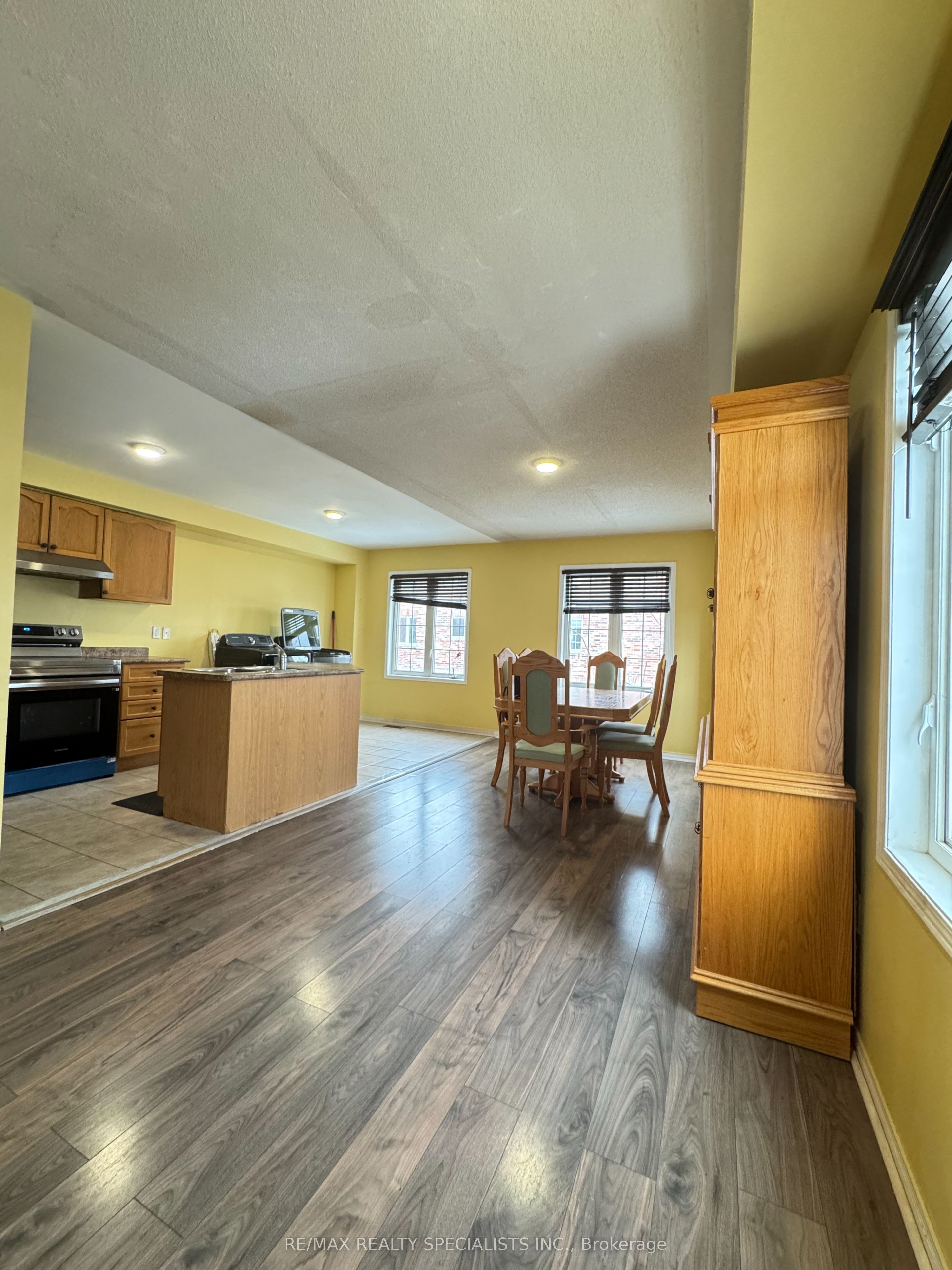 397 Aspendale Crescent Upper