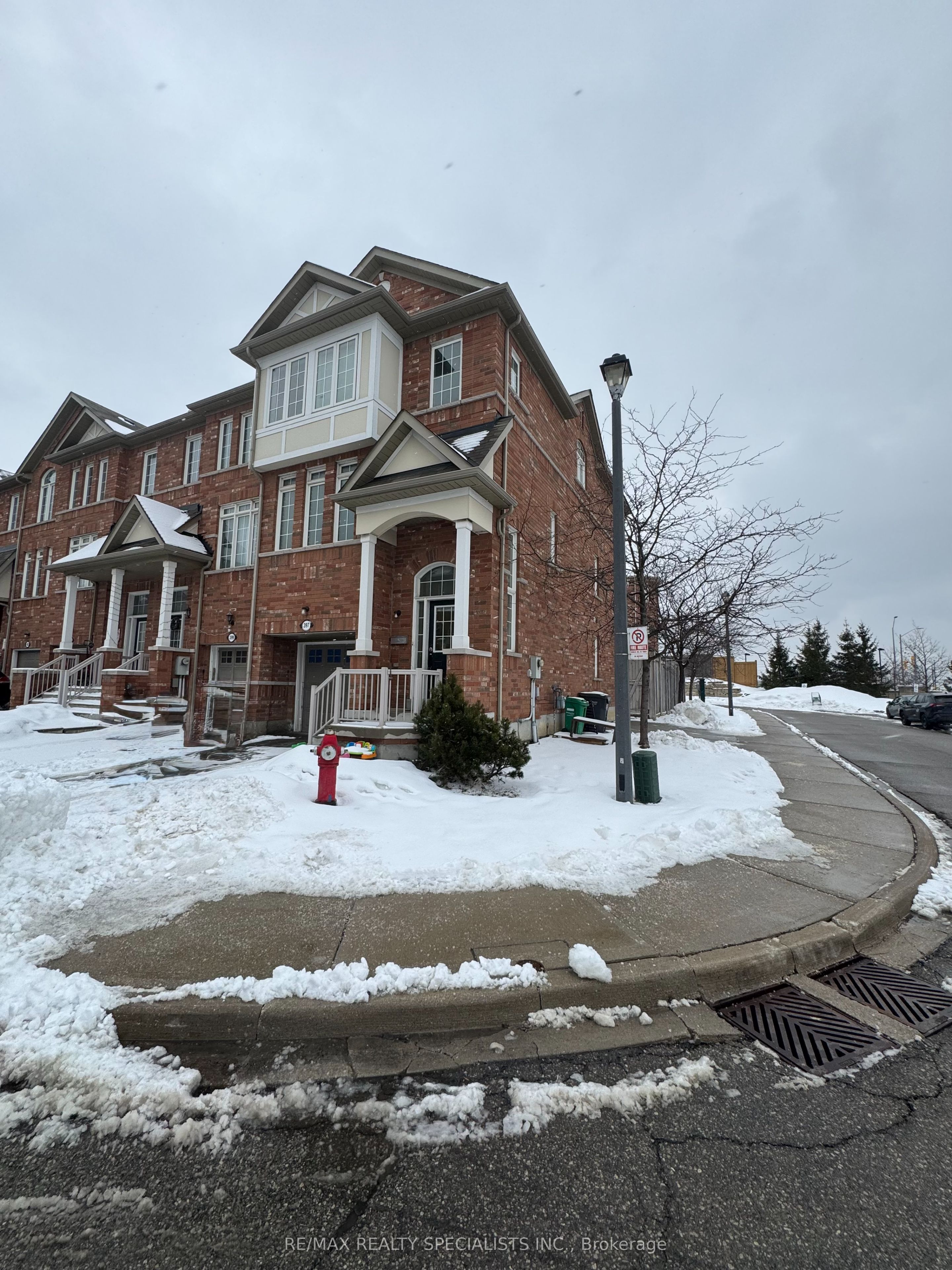 397 Aspendale Crescent Upper