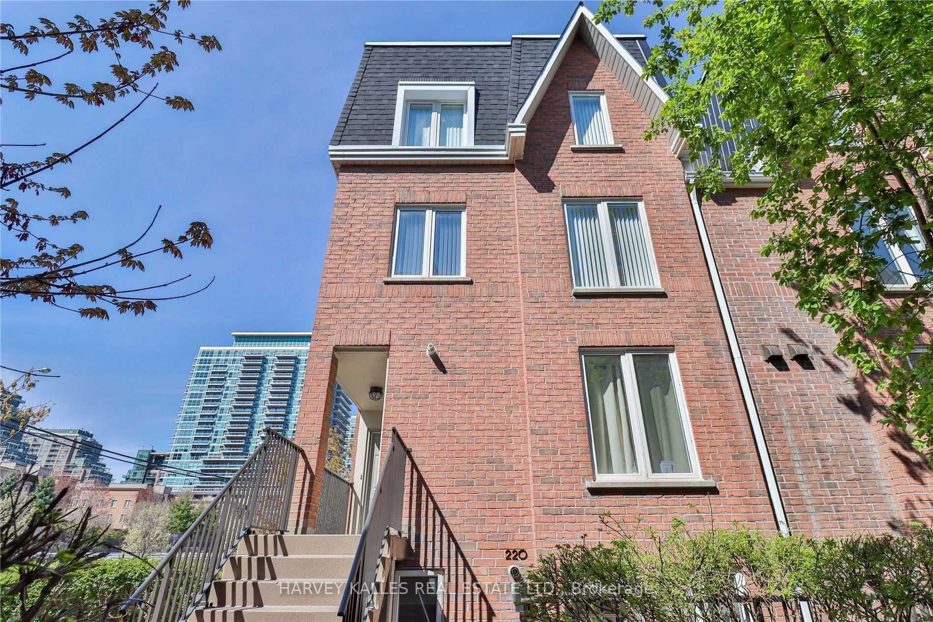 28 Douro Street 220