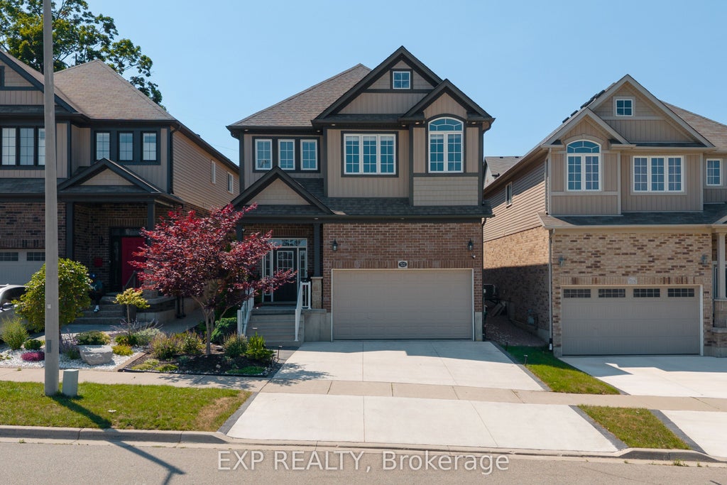 Photo of 522 Woodbine Avenue, Kitchener, ON N2R 1Y9 (MLS # X13938206)