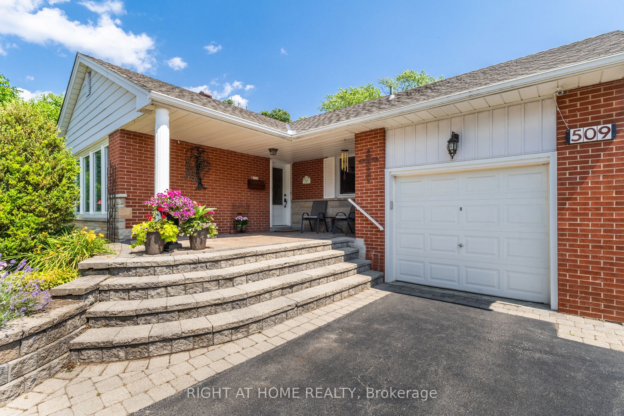 509 Rothesay Place