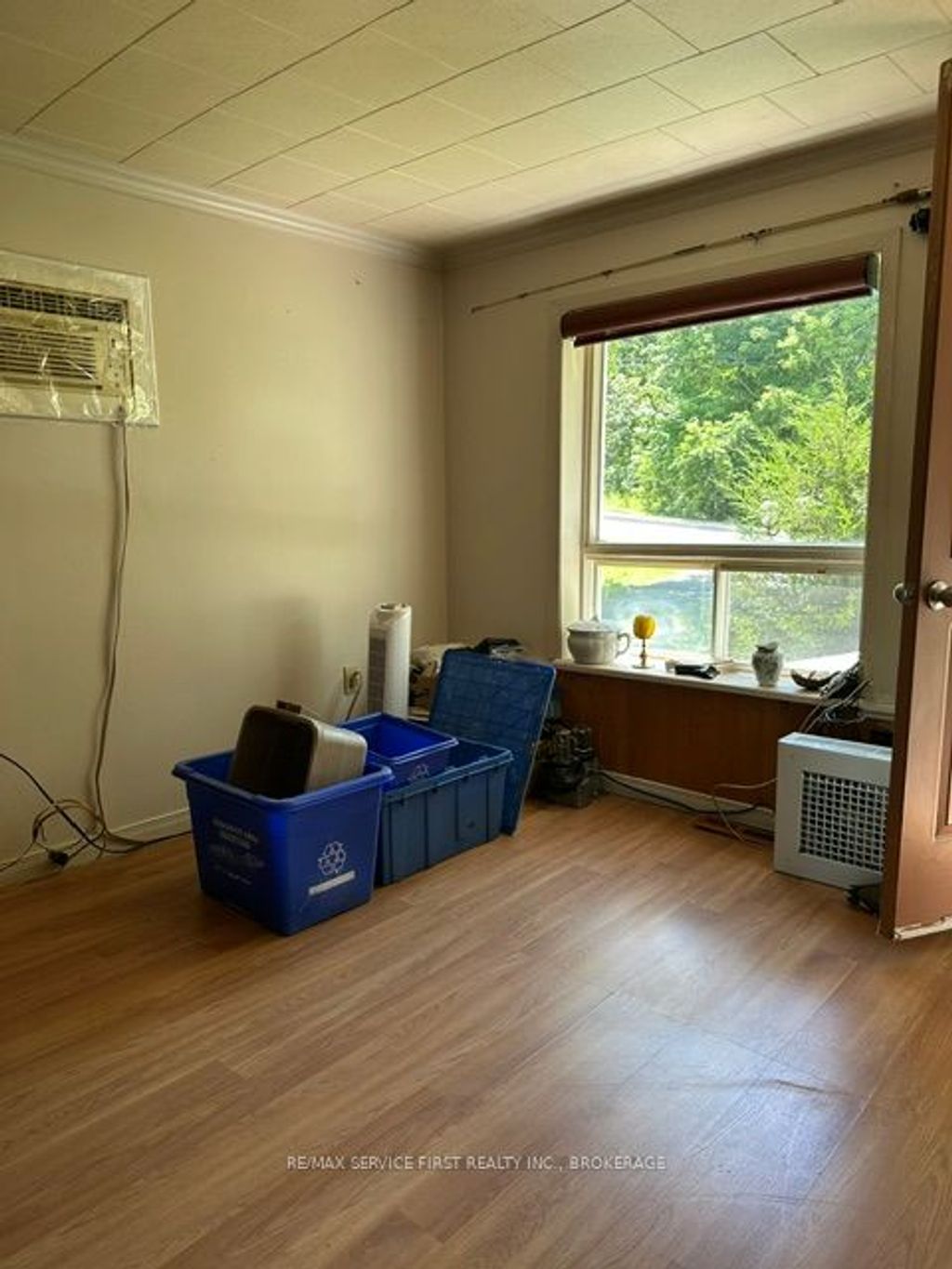 Photo of 67 Osborne Street, Gananoque, ON K7G 2N4 (MLS # X13481954)