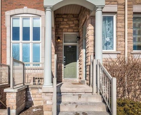 98 Comely Way Markham ON L3R 2L8