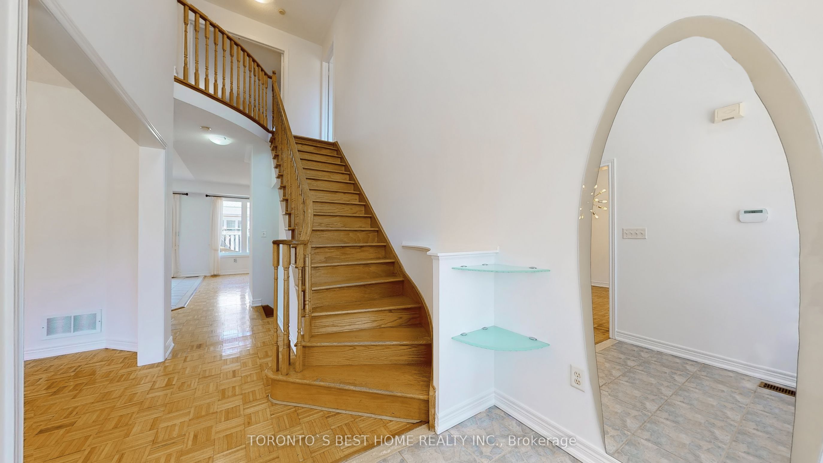 10 Waldron Crescent